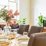 Blissful Corner Daire Bristol