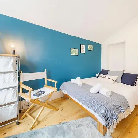 Blissful Corner Apartment