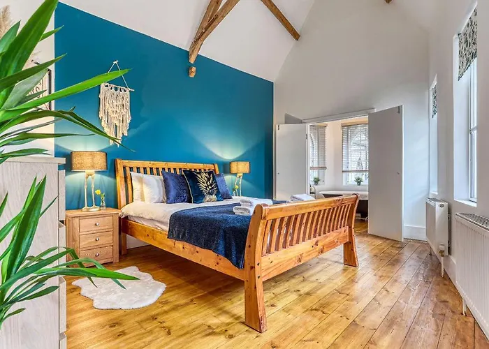 Blissful Corner Bristol